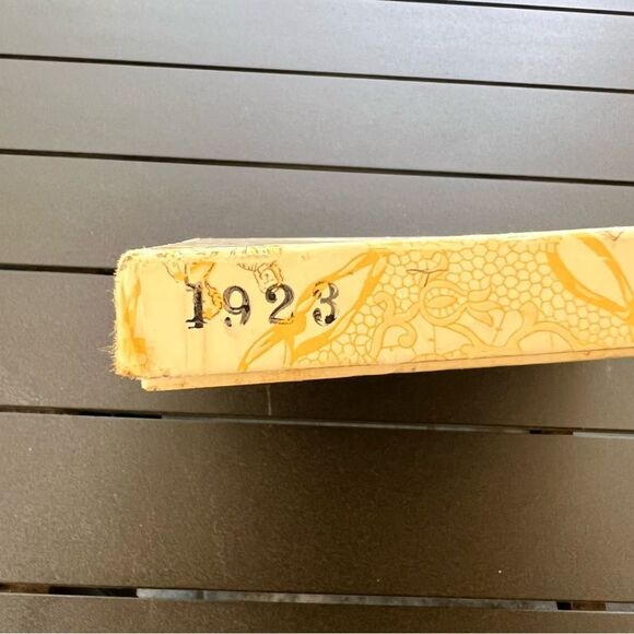 Vintage Floral Embroidered standard pillowcases 1923 Antique - Picture 6 of 8